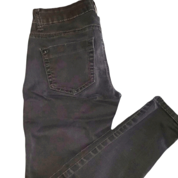 Red Camel Skinny Jeans - Picture 4 of 5